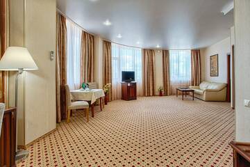 Панорамный двухкомнатный Люкс в Гостинице Маркштадт